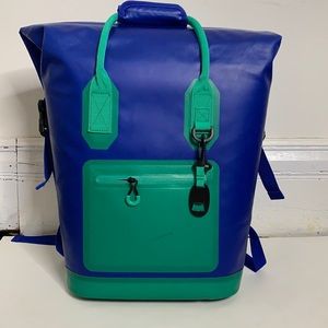 Sun Squad Backpack Cooler